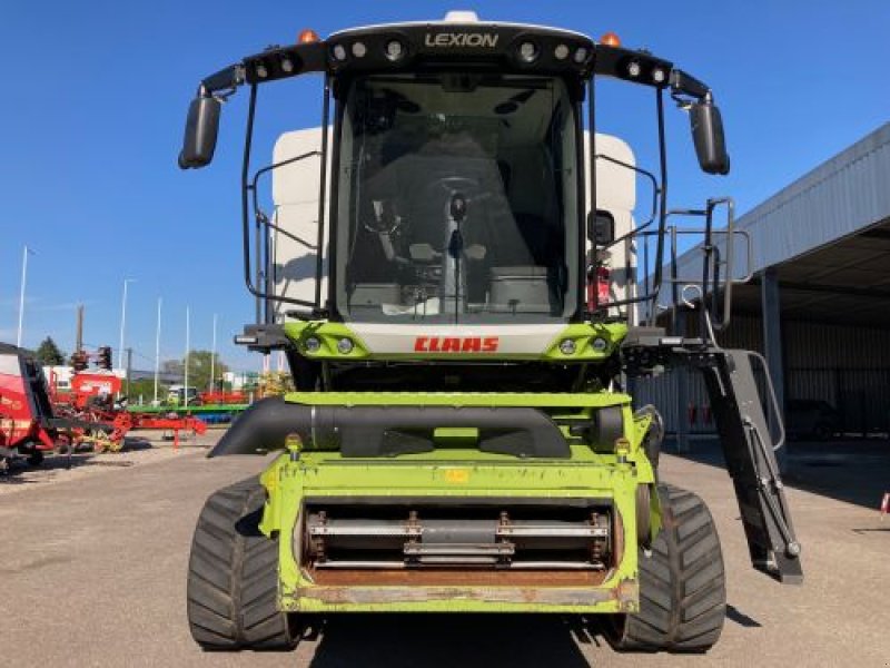 Mähdrescher of the type CLAAS MB CLAAS LEXION 8800 TT, Gebrauchtmaschine in Belleville sur Meuse (Picture 10)