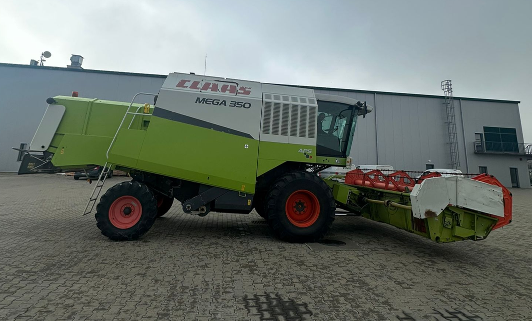 Mähdrescher типа CLAAS Mega 350 APS, Gebrauchtmaschine в Orţişoara (Фотография 4)