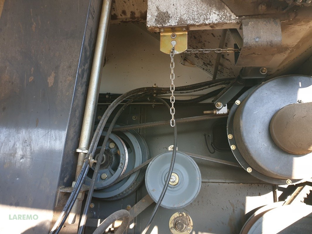 Mähdrescher del tipo CLAAS Mega 350, Neumaschine In Langenwetzendorf (Immagine 11)