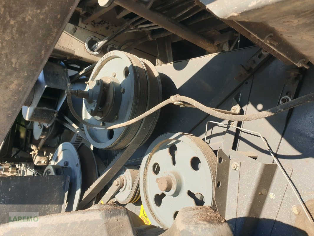 Mähdrescher del tipo CLAAS Mega 350, Neumaschine In Langenwetzendorf (Immagine 13)