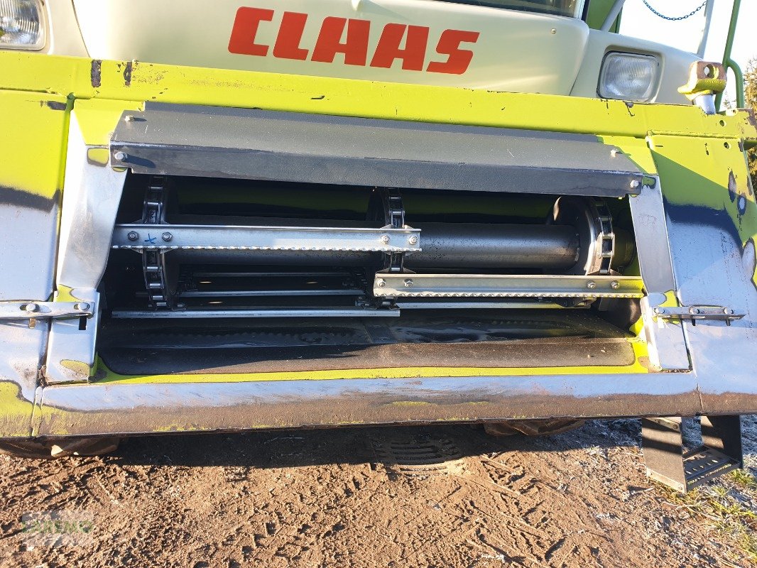 Mähdrescher del tipo CLAAS Mega 350, Neumaschine In Langenwetzendorf (Immagine 7)