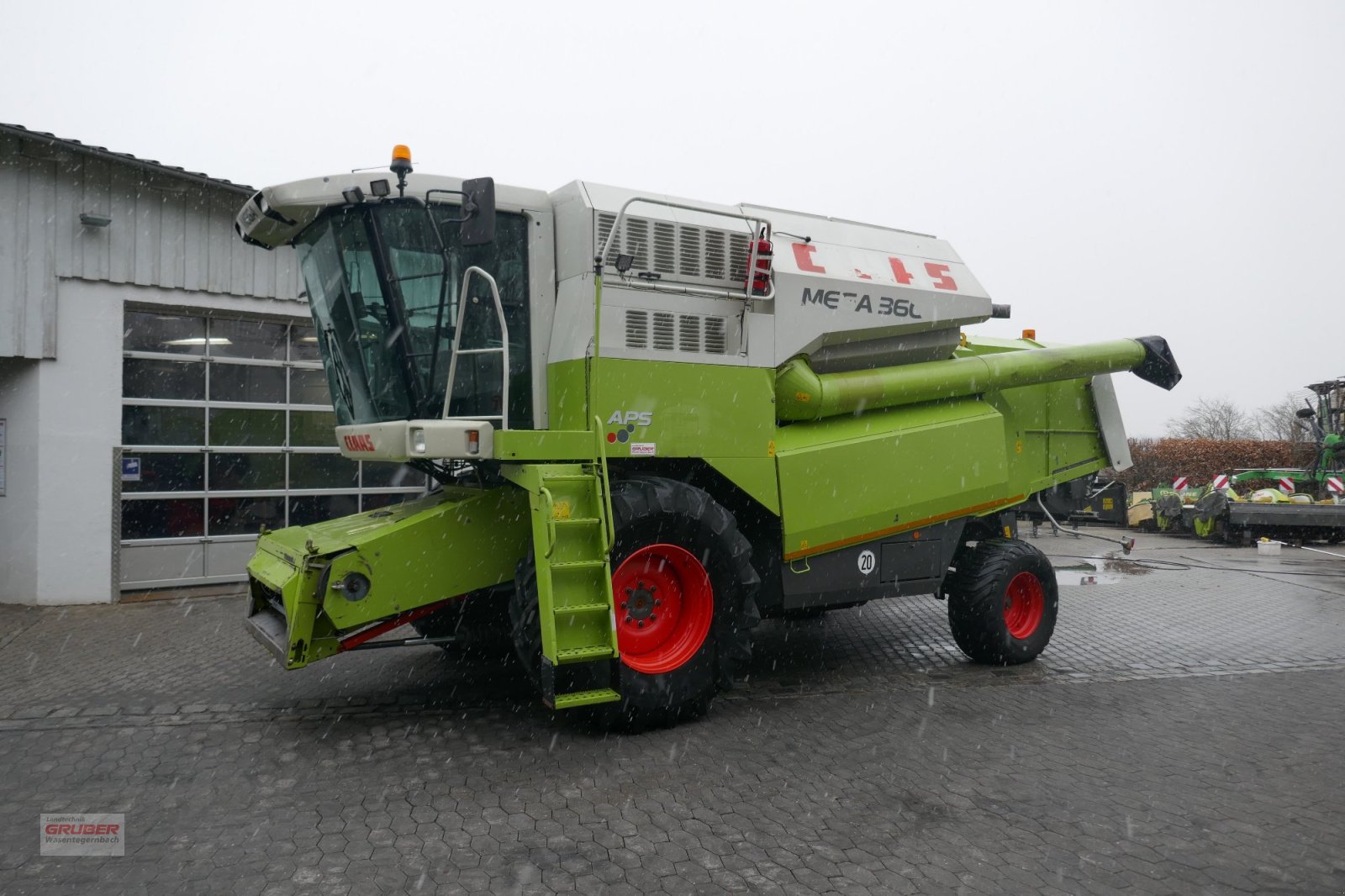 Mähdrescher za tip CLAAS Mega 360 CAC, Gebrauchtmaschine u Dorfen (Slika 1)