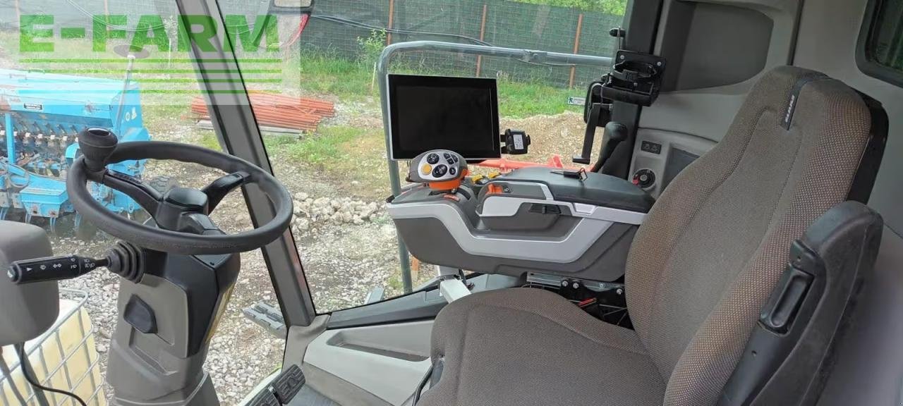 Mähdrescher typu CLAAS TRION 520 E5, Gebrauchtmaschine v Hamburg (Obrázek 10)