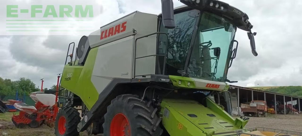 Mähdrescher typu CLAAS TRION 520 E5, Gebrauchtmaschine v Hamburg (Obrázek 20)