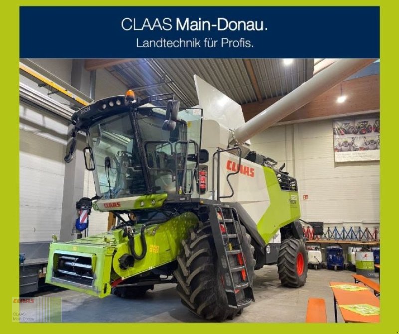 Mähdrescher des Typs CLAAS TRION 520 MIT VARIO 560, Gebrauchtmaschine in Vohburg (Bild 1)