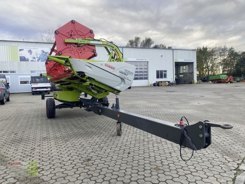 Mähdrescher des Typs CLAAS TRION 520 MIT VARIO 560, Gebrauchtmaschine in Vohburg (Bild 16)