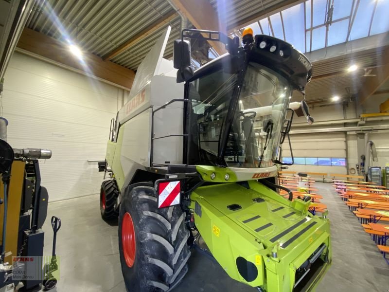 Mähdrescher des Typs CLAAS TRION 520 MIT VARIO 560, Gebrauchtmaschine in Vohburg (Bild 2)