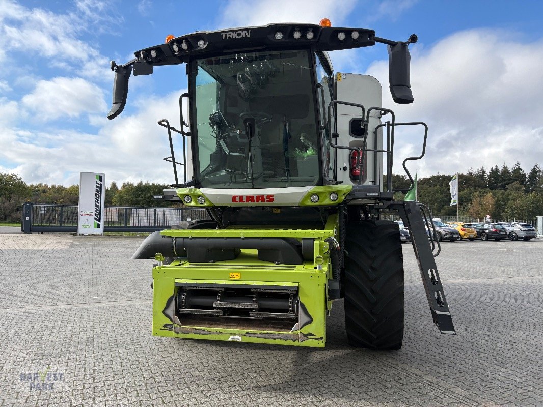 Mähdrescher del tipo CLAAS TRION 520, Gebrauchtmaschine In Emsbüren (Immagine 16)