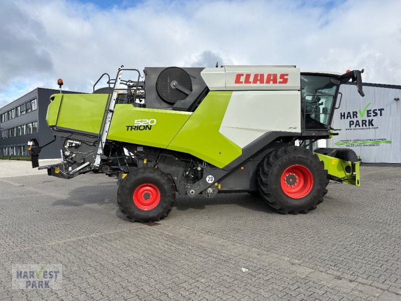 Mähdrescher des Typs CLAAS TRION 520, Gebrauchtmaschine in Emsbüren (Bild 1)