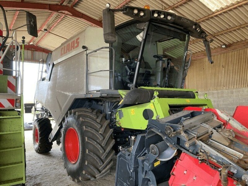 Mähdrescher tip CLAAS TRION 530 LOCATION, Gebrauchtmaschine in Charnay-lès-macon (Poză 2)
