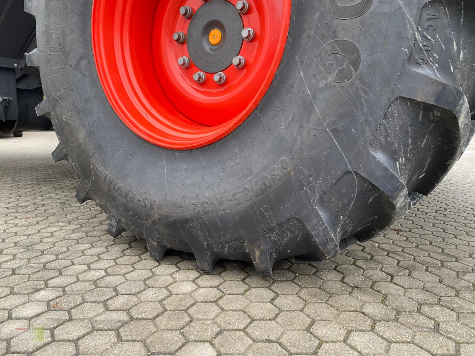 Mähdrescher типа CLAAS Trion 530 mit SW V 680, Gebrauchtmaschine в Vohburg (Фотография 8)