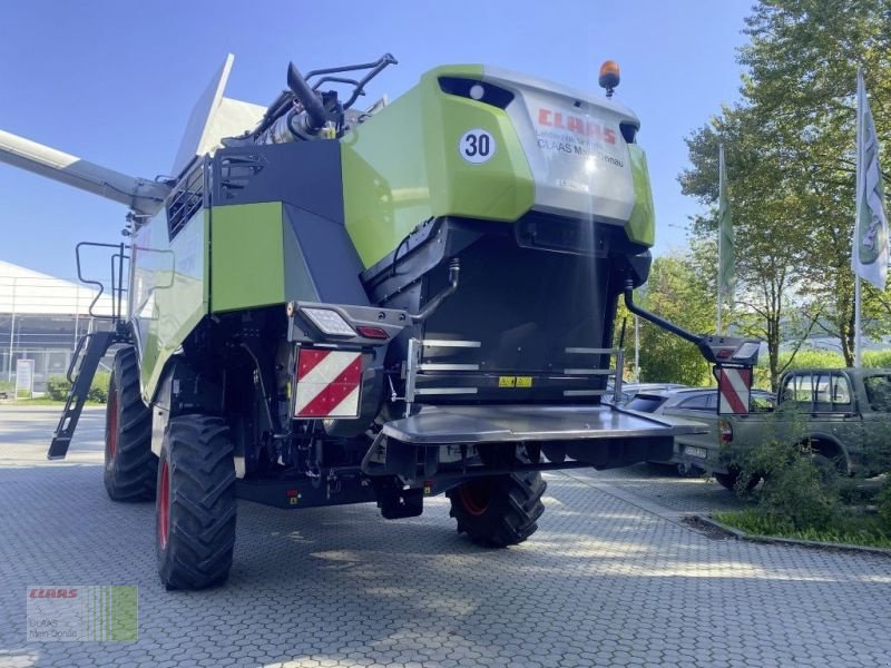 Mähdrescher des Typs CLAAS TRION 530 MIT VARIO 620, Gebrauchtmaschine in Vohburg (Bild 5)