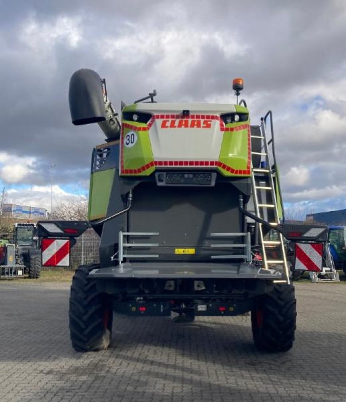 Mähdrescher des Typs CLAAS TRION 530 MONTANA, Gebrauchtmaschine in Hockenheim (Bild 4)