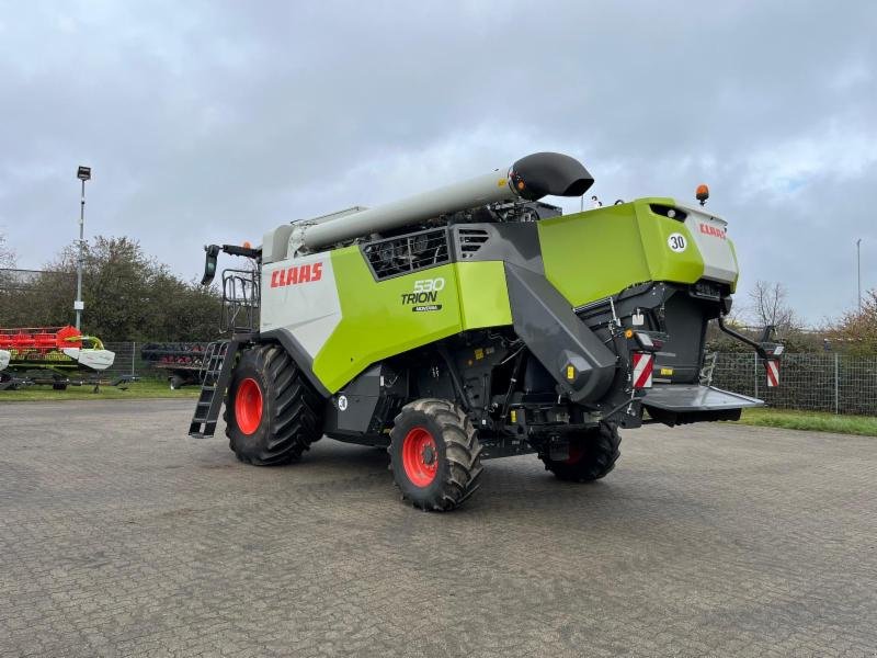 Mähdrescher typu CLAAS TRION 530 MONTANA, Gebrauchtmaschine v Hockenheim (Obrázek 3)