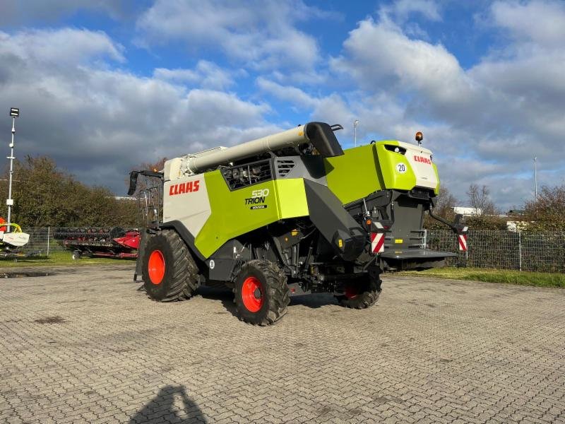 Mähdrescher des Typs CLAAS TRION 530 MONTANA, Gebrauchtmaschine in Hockenheim (Bild 3)