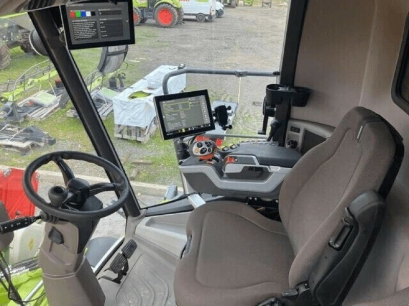 Mähdrescher des Typs CLAAS TRION 530 TRADITION, Gebrauchtmaschine in Feurs (Bild 5)