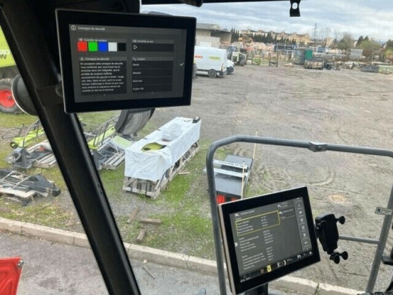 Mähdrescher des Typs CLAAS TRION 530 TRADITION, Gebrauchtmaschine in Feurs (Bild 6)