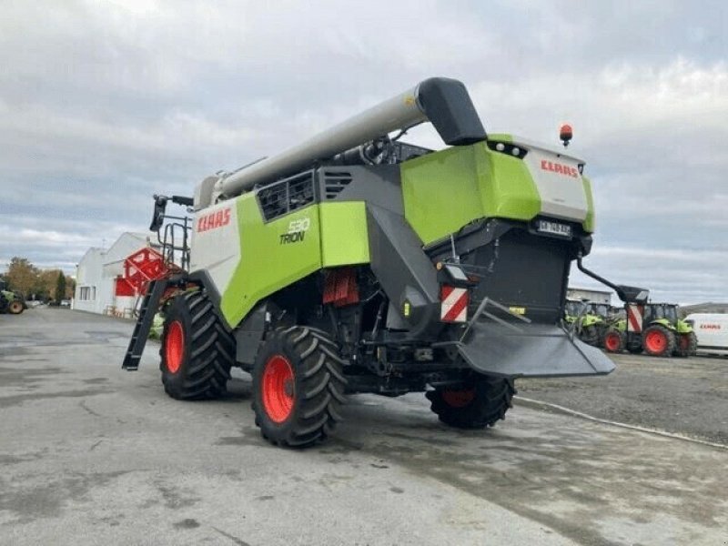 Mähdrescher des Typs CLAAS TRION 530 TRADITION, Gebrauchtmaschine in Feurs (Bild 4)