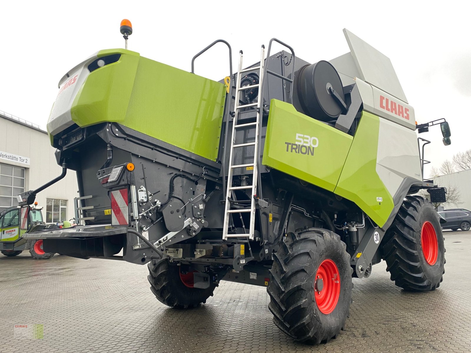 Mähdrescher van het type CLAAS Trion 530, Gebrauchtmaschine in Vohburg (Foto 2)