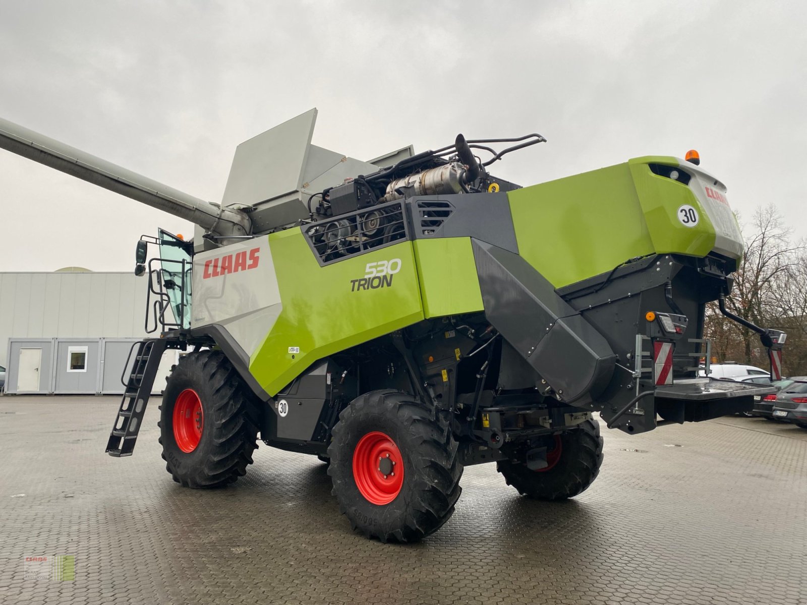 Mähdrescher van het type CLAAS Trion 530, Gebrauchtmaschine in Vohburg (Foto 3)