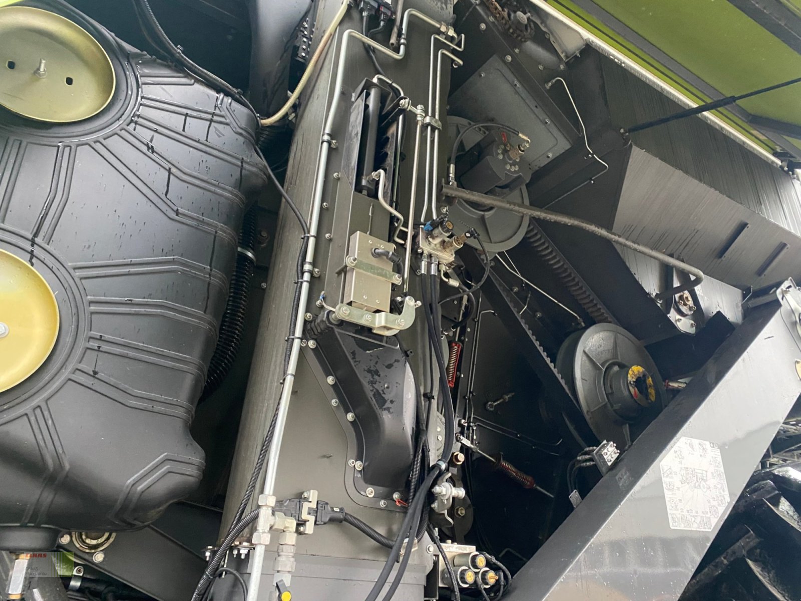 Mähdrescher van het type CLAAS Trion 530, Gebrauchtmaschine in Vohburg (Foto 8)