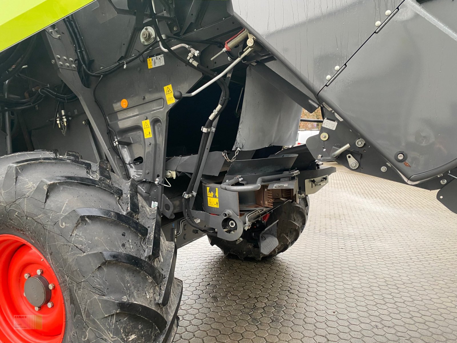 Mähdrescher van het type CLAAS Trion 530, Gebrauchtmaschine in Vohburg (Foto 11)