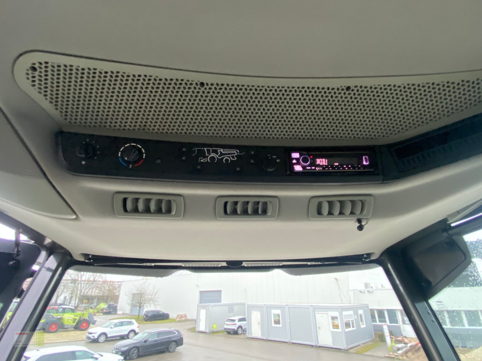 Mähdrescher van het type CLAAS Trion 530, Gebrauchtmaschine in Vohburg (Foto 15)