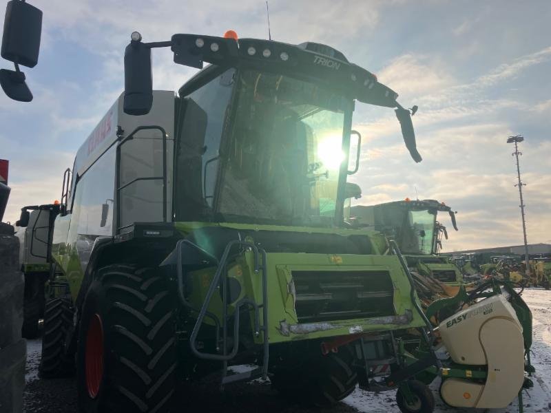 Mähdrescher van het type CLAAS TRION 530, Gebrauchtmaschine in Landsberg (Foto 2)