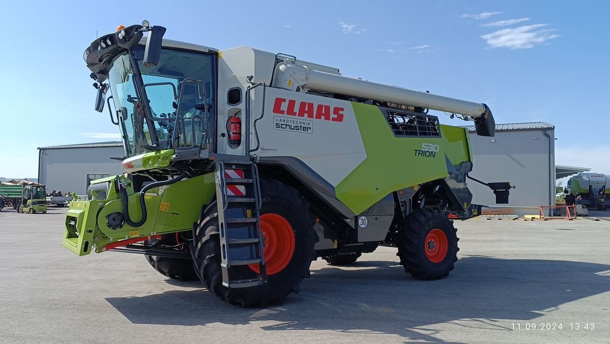 Mähdrescher of the type CLAAS Trion 530, Neumaschine in Grund (Picture 3)