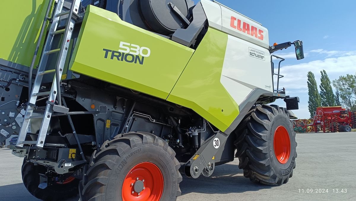 Mähdrescher of the type CLAAS Trion 530, Neumaschine in Grund (Picture 8)