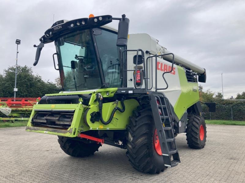 Mähdrescher des Typs CLAAS TRION 640, Gebrauchtmaschine in Hockenheim (Bild 1)