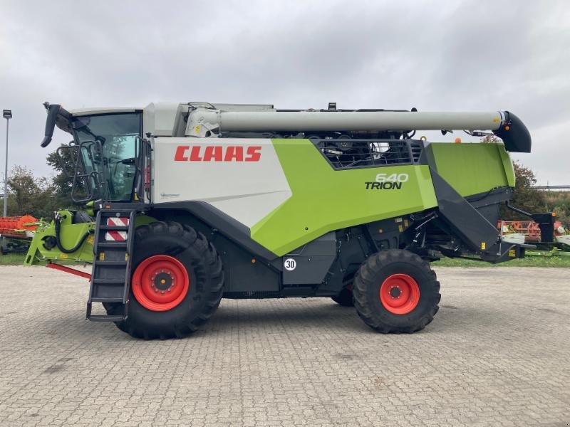 Mähdrescher typu CLAAS TRION 640, Gebrauchtmaschine v Hockenheim (Obrázek 2)