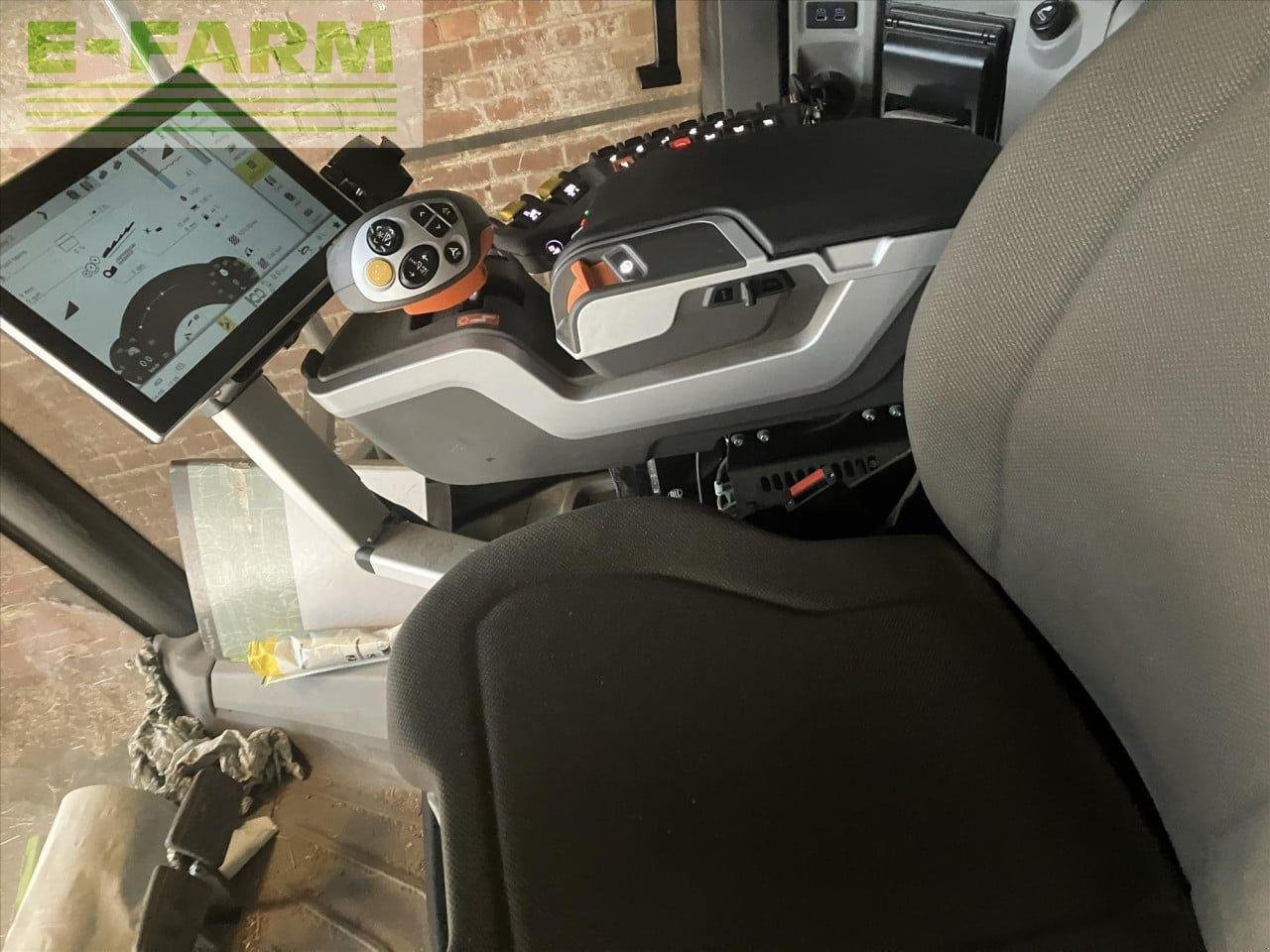 Mähdrescher typu CLAAS TRION 650, Gebrauchtmaschine v WILBERFOSS, YORK (Obrázek 4)