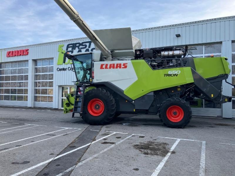 Mähdrescher typu CLAAS TRION 650, Gebrauchtmaschine v CONNANTRE (Obrázek 2)
