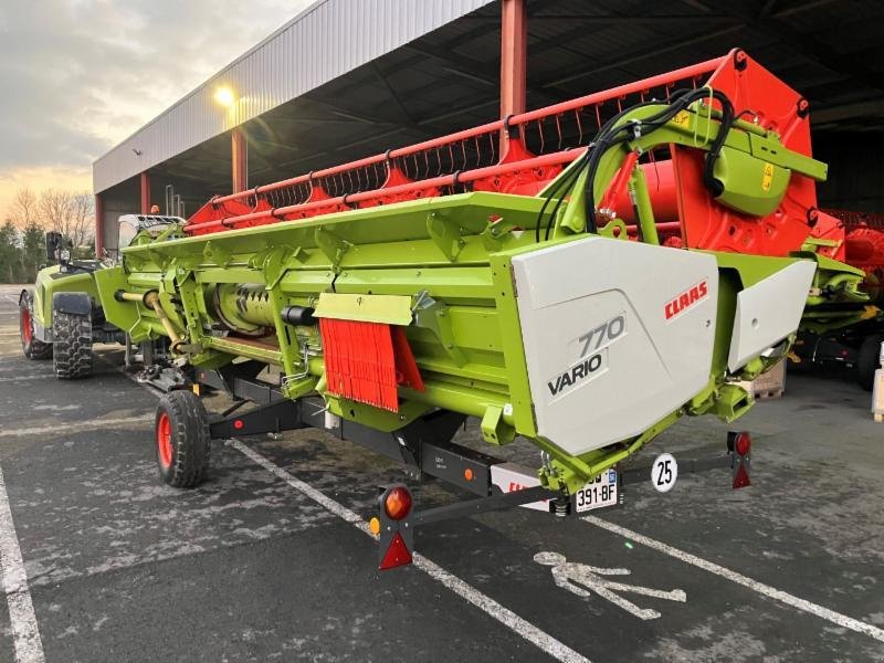 Mähdrescher typu CLAAS TRION 650, Gebrauchtmaschine v CONNANTRE (Obrázek 21)