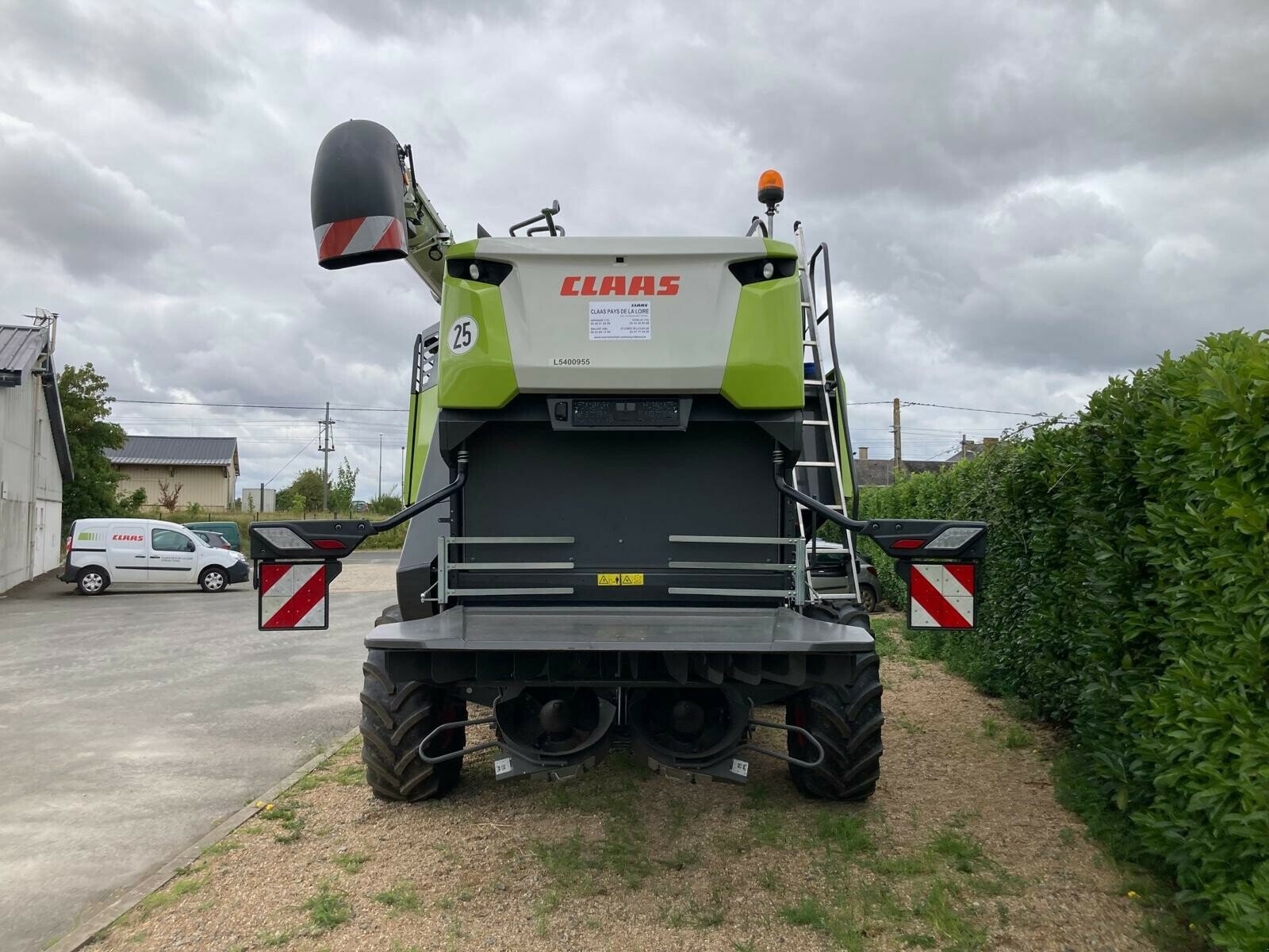 Mähdrescher tip CLAAS TRION 650, Gebrauchtmaschine in ST CLEMENT DE LA PLACE (Poză 5)