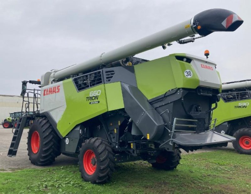 Mähdrescher des Typs CLAAS TRION 660 MONTANA, Gebrauchtmaschine in Hockenheim (Bild 2)