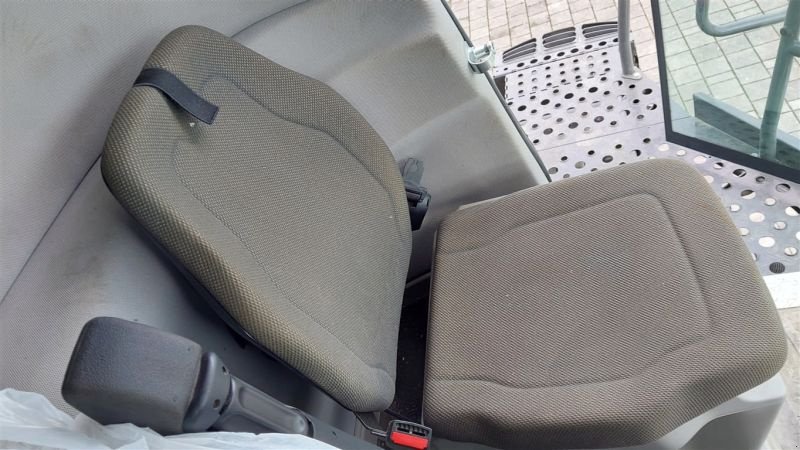 Mähdrescher des Typs CLAAS TRION 660 TERRA TRAC, Gebrauchtmaschine in Töging a. Inn (Bild 13)