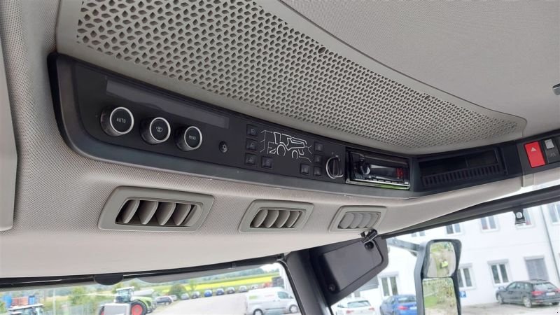 Mähdrescher des Typs CLAAS TRION 660 TERRA TRAC, Gebrauchtmaschine in Töging a. Inn (Bild 11)