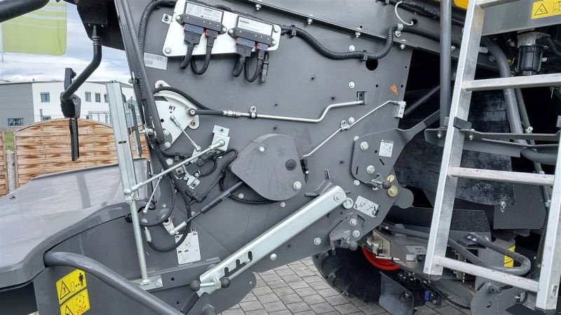 Mähdrescher des Typs CLAAS TRION 660 TERRA TRAC, Gebrauchtmaschine in Töging a. Inn (Bild 17)