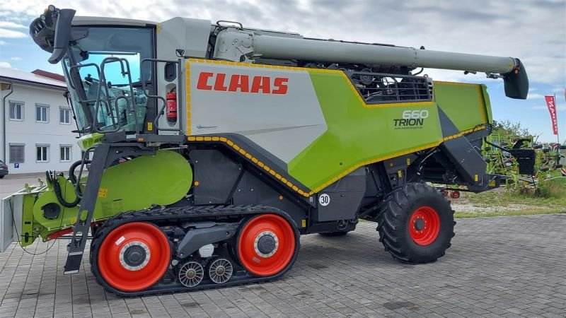Mähdrescher des Typs CLAAS TRION 660 TERRA TRAC, Gebrauchtmaschine in Töging a. Inn (Bild 4)