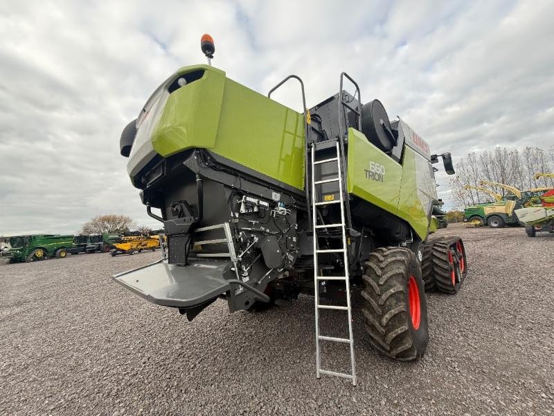 Mähdrescher del tipo CLAAS TRION 660 TERRA TRAC, Gebrauchtmaschine In Landsberg (Immagine 5)