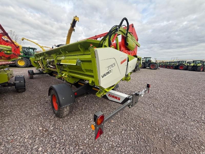 Mähdrescher del tipo CLAAS TRION 660 TERRA TRAC, Gebrauchtmaschine In Landsberg (Immagine 14)