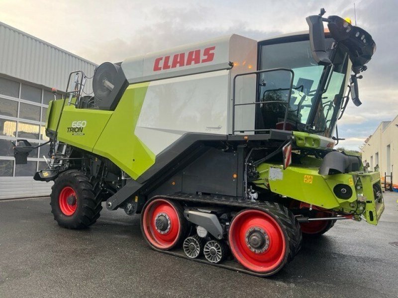 Mähdrescher des Typs CLAAS TRION 660 TT TRADITION, Gebrauchtmaschine in Charnay-lès-macon (Bild 2)
