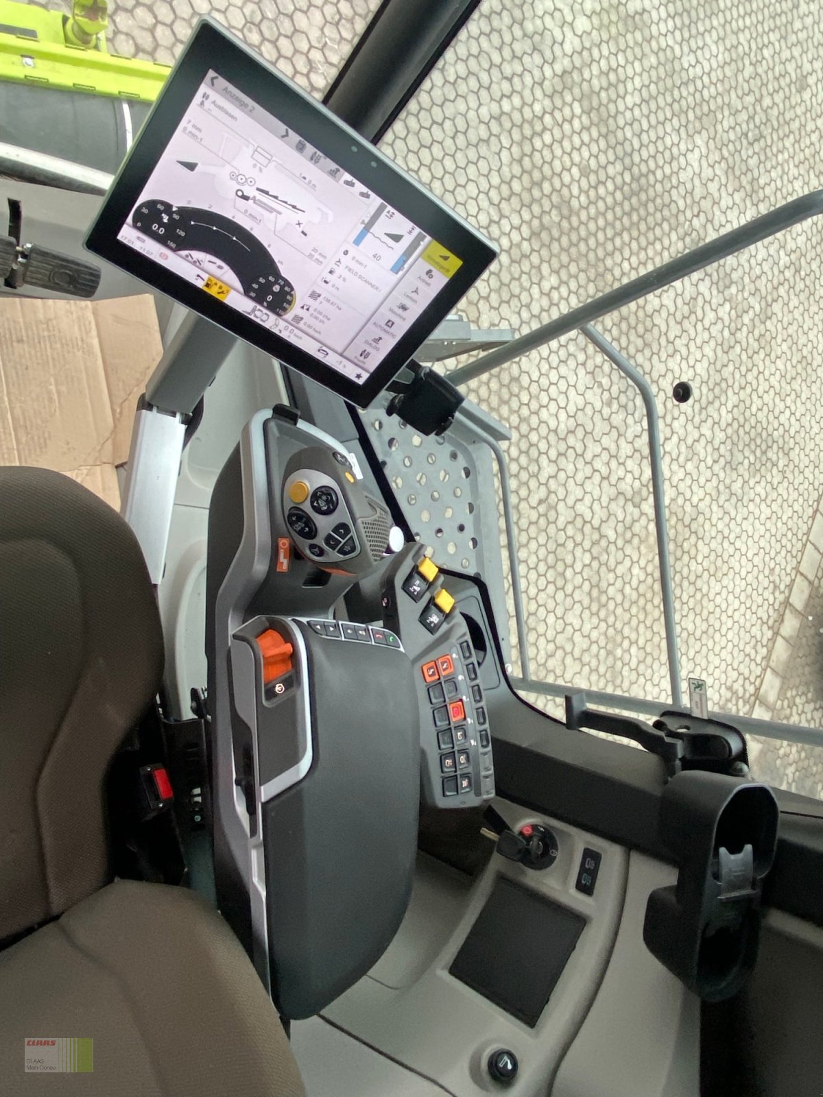 Mähdrescher от тип CLAAS Trion 660 TT, Gebrauchtmaschine в Vohburg (Снимка 15)