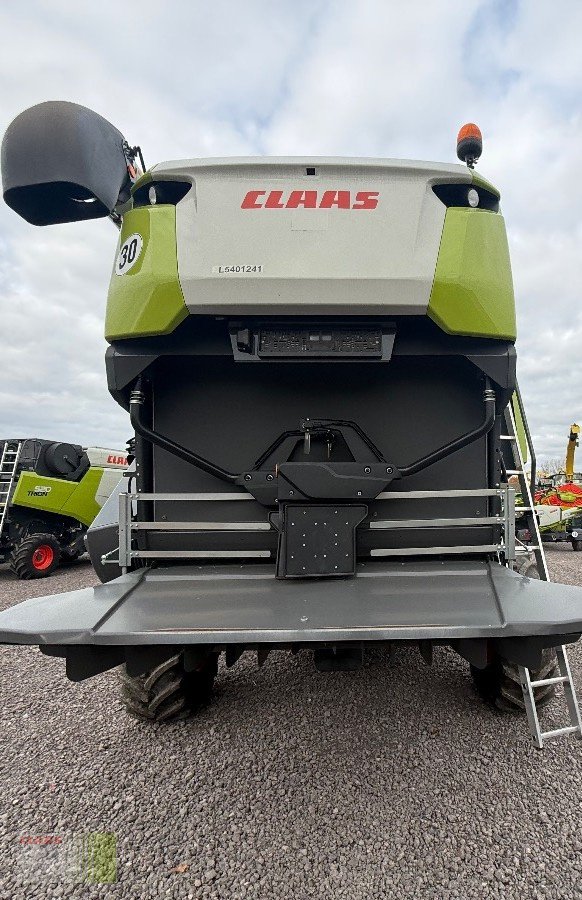 Mähdrescher des Typs CLAAS Trion 660 TT, Gebrauchtmaschine in Vohburg (Bild 6)