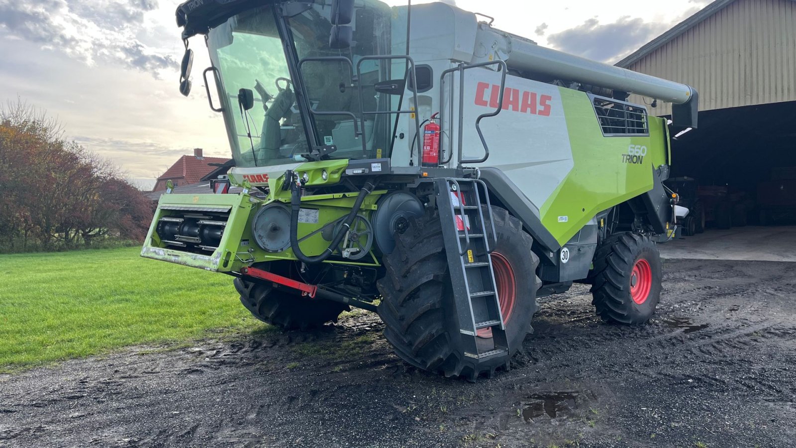 Mähdrescher del tipo CLAAS Trion 660, Gebrauchtmaschine In Løgumkloster (Immagine 2)