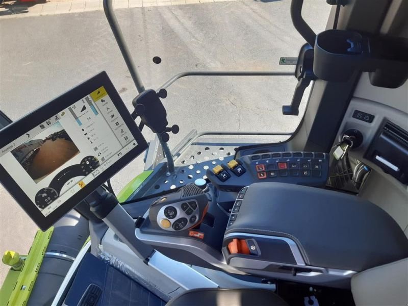 Mähdrescher des Typs CLAAS TRION 730 + V770, Vorführmaschine in Grimma (Bild 10)