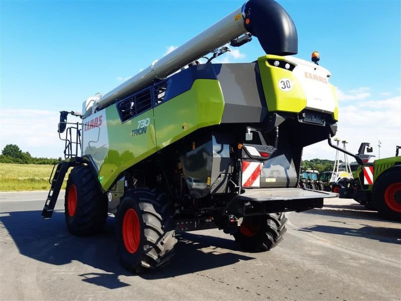 Mähdrescher des Typs CLAAS TRION 730 + V770, Vorführmaschine in Grimma (Bild 4)