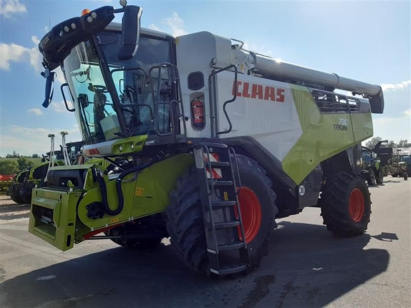 Mähdrescher za tip CLAAS TRION 730 + V770, Vorführmaschine u Grimma (Slika 1)